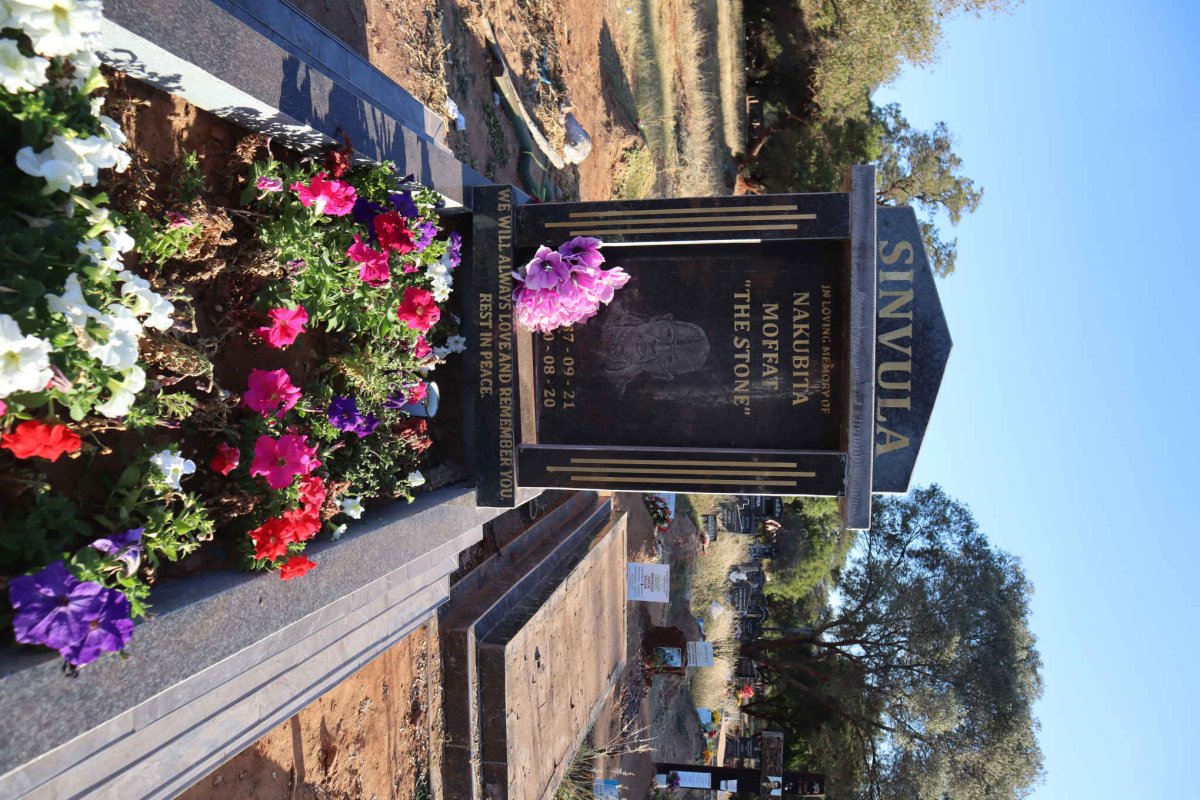 SINVULA Nakubita Moffat 1937-2020