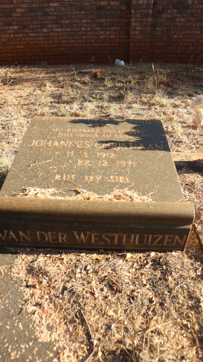 WESTHUIZEN Johannes Christiaan, van der 1912-1971 &amp; Johanna Petronella 1905-1969