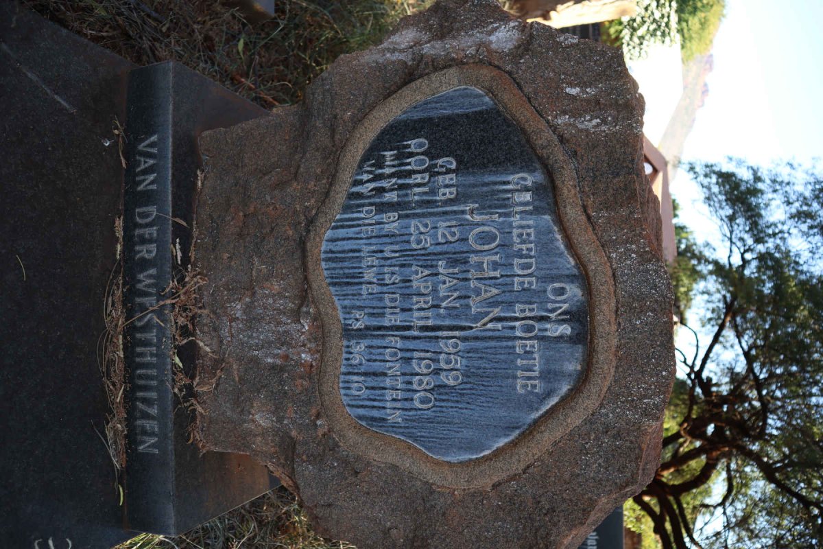 WESTHUIZEN Hyla, van der 1937-1998 :: VAN DER WESTHUIZEN Johan 1959-1980