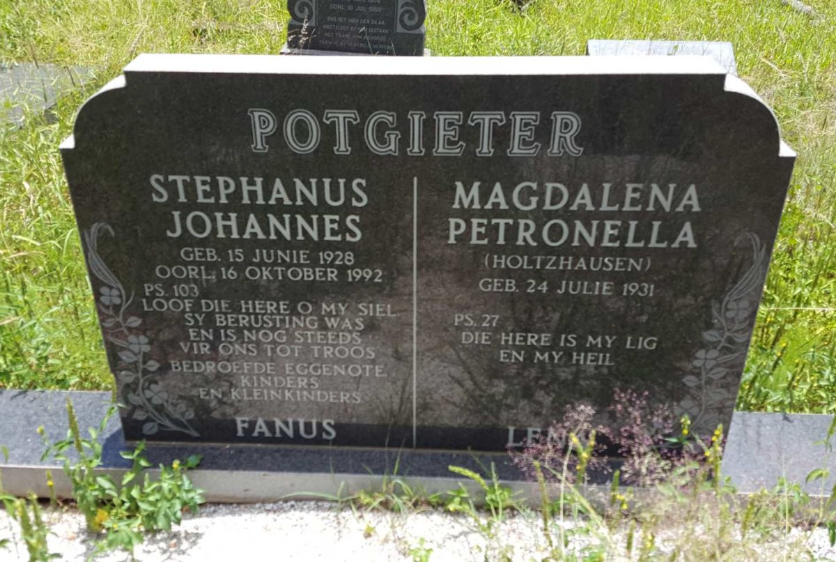 POTGIETER Stephanus Johannes 1928-1992 &amp; Magdalena Petronella HOLTZHAUSEN 1931-