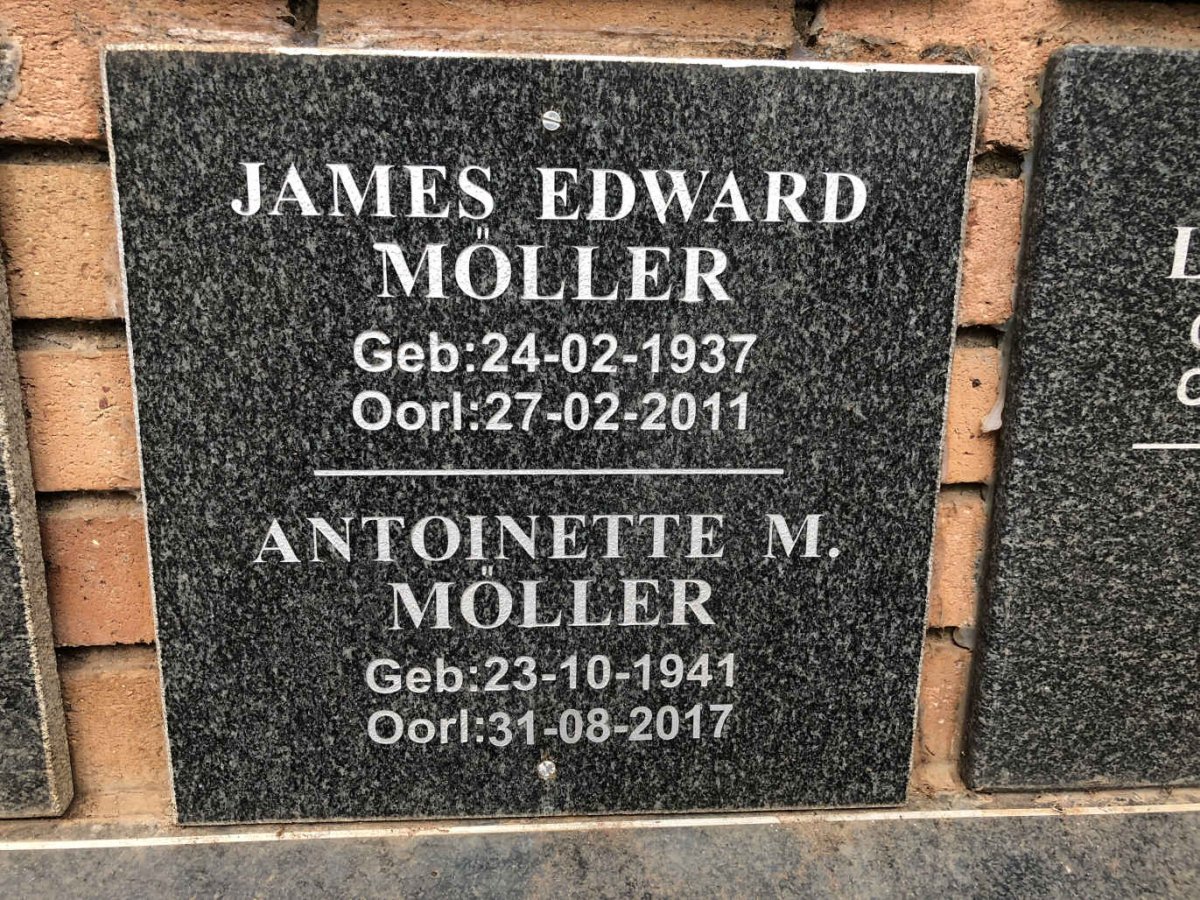 MOLLER James Edward 1937-2011 &amp; Antoinette M. 1941-2017