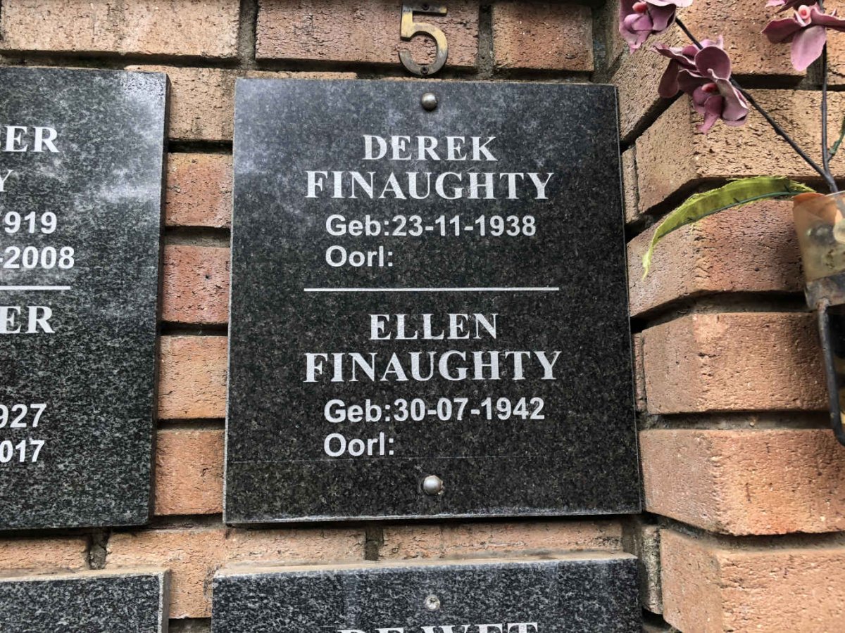 FINAUGHTY Derek 1938- &amp; Ellen 1942-