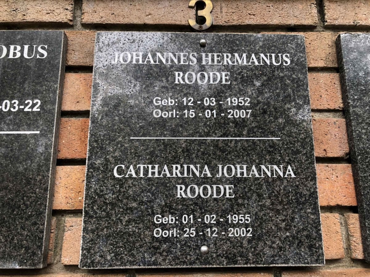 ROODE Johannes Hermanus 1952-2007 &amp; Catharina Johanna 1955-2002