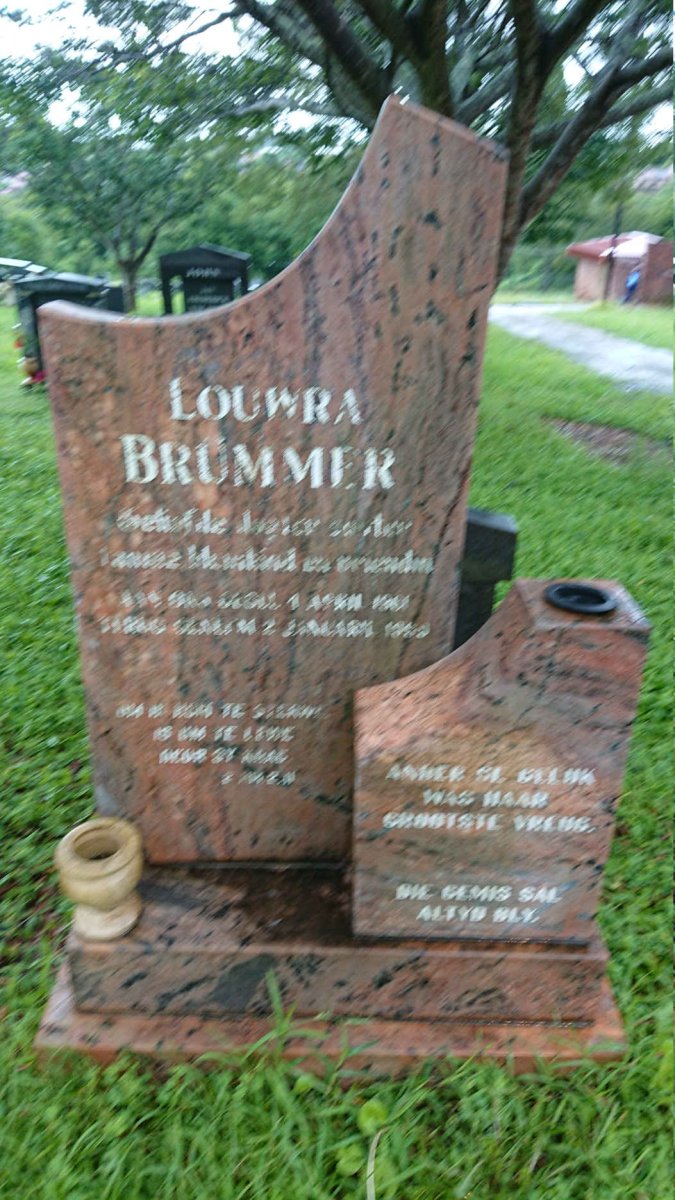 BRUMMER Louwra