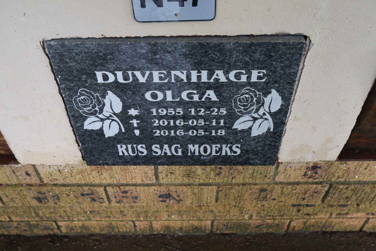 DUVENHAGE Olga 1955-2016