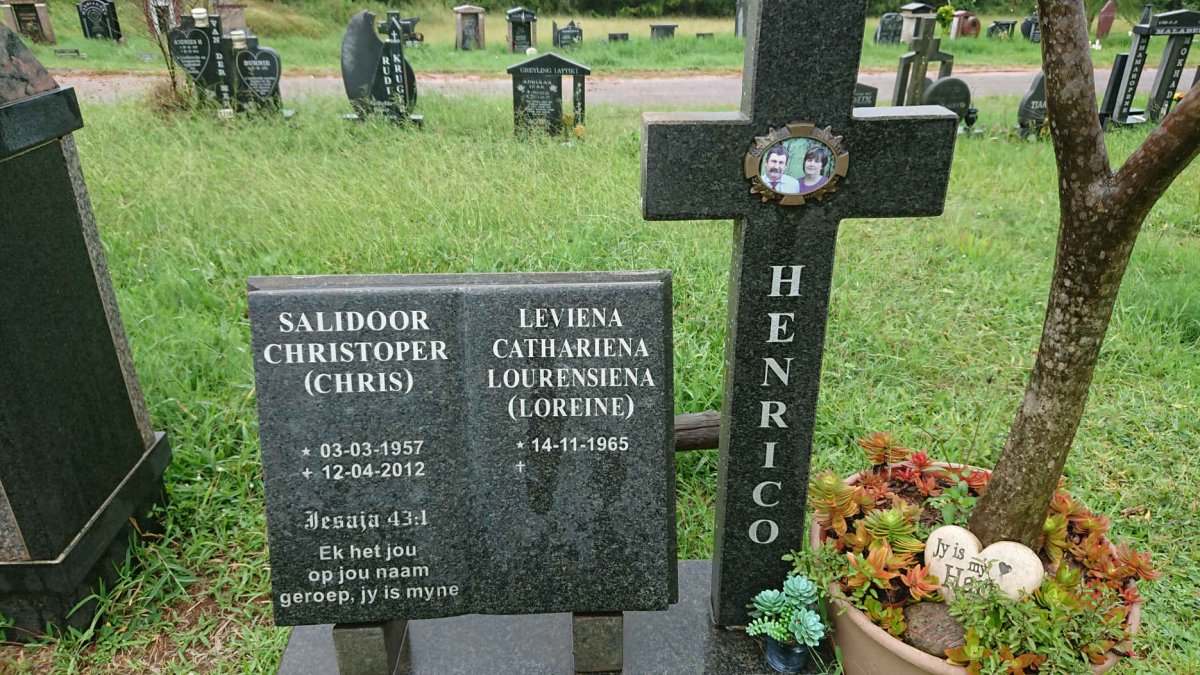 HENRICO Salidoor Christopher 1957-2012 &amp; Leviena Cathariena Lourensiena 1965-