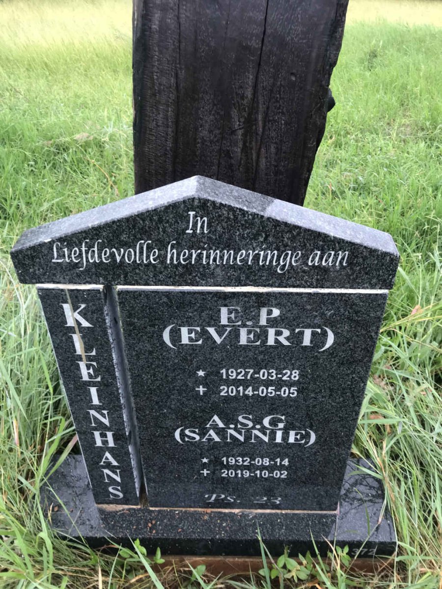 KLEINHANS E.P. 1927-2014 &amp; A.S.G. 1932-2019