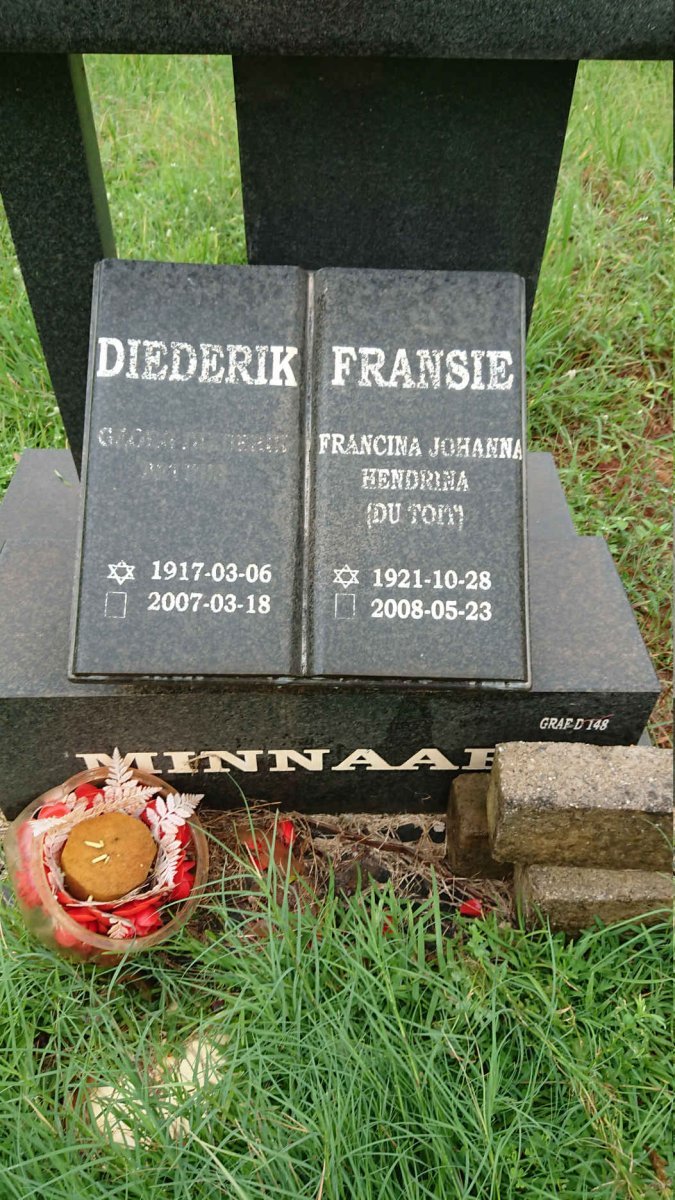MINNAAR George Diederik Petrus 1917-2007 &amp; Francina Johanna Hendrina DU TOIT 1921-2008