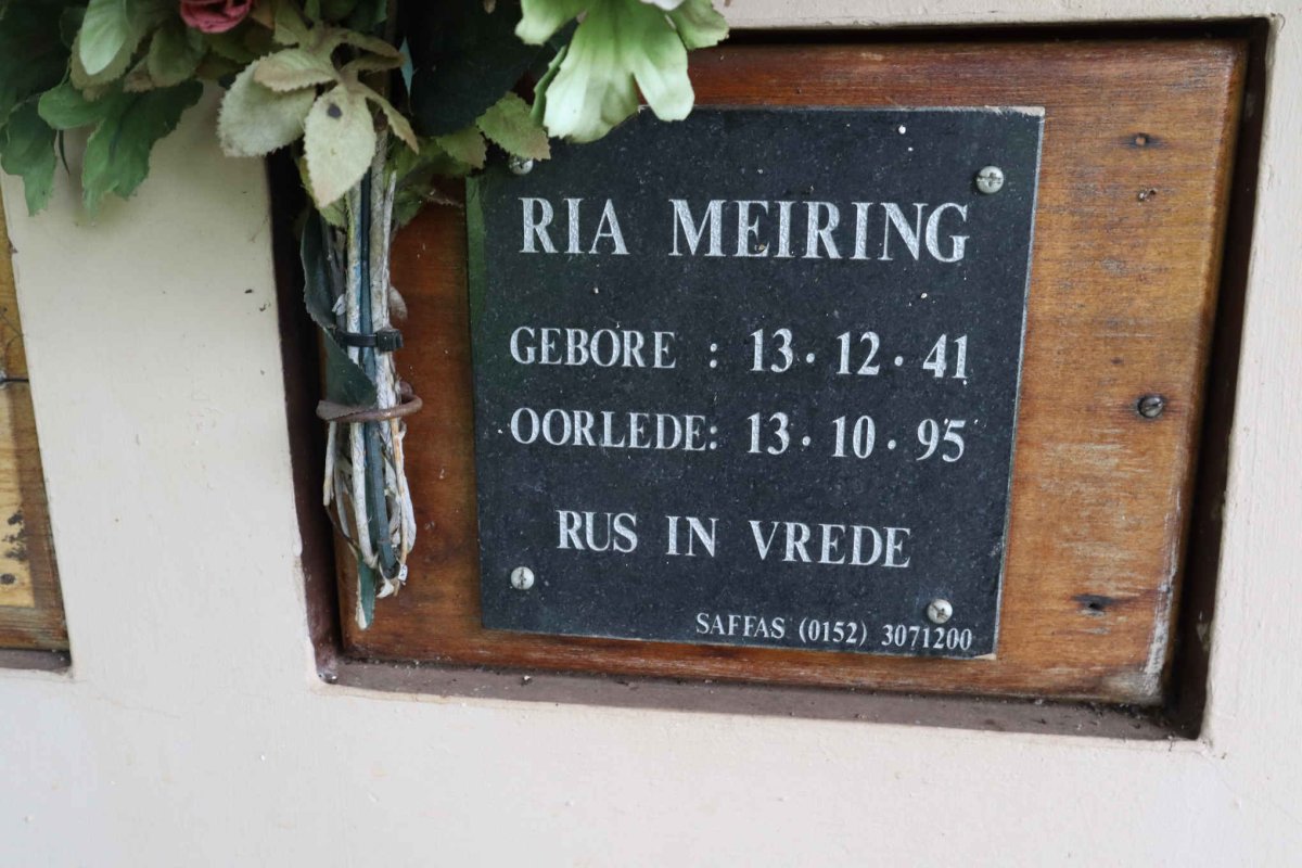 MEIRING Ria 1941-1995