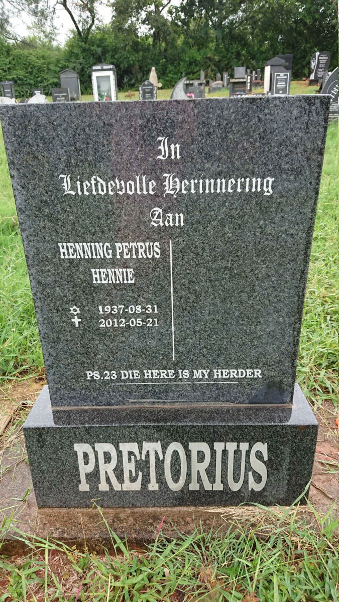 PRETORIUS Henning Petrus Hennie 1937-2012