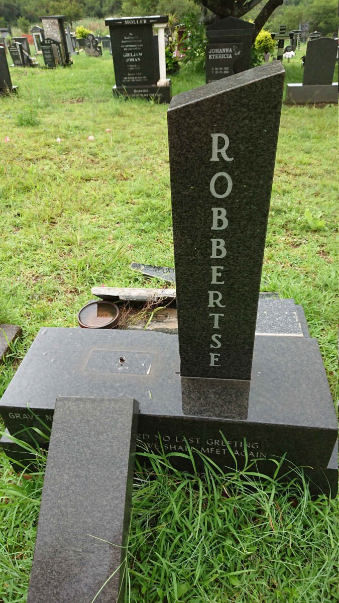 ROBBERTSE Zaine 1987-2004