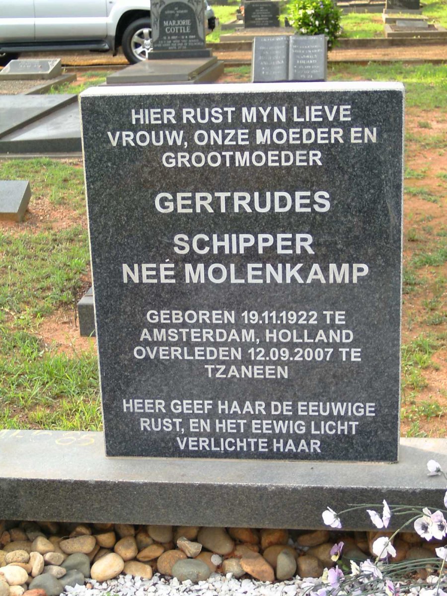 SCHIPPER Gertrudes nee MOLENKAMP 1922-2007