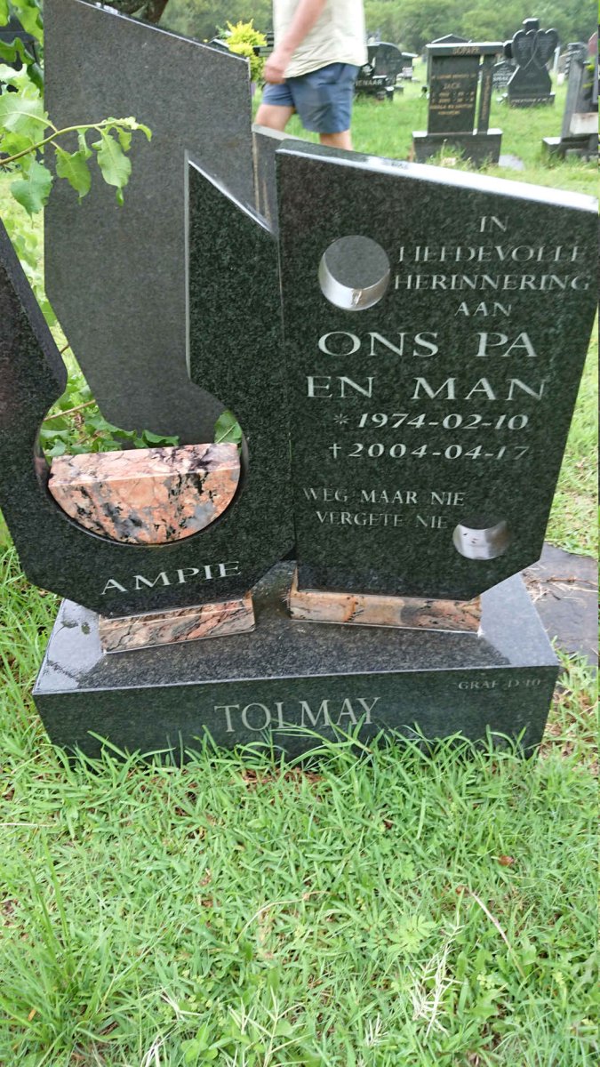 TOLMAY Ampie 1974-2004