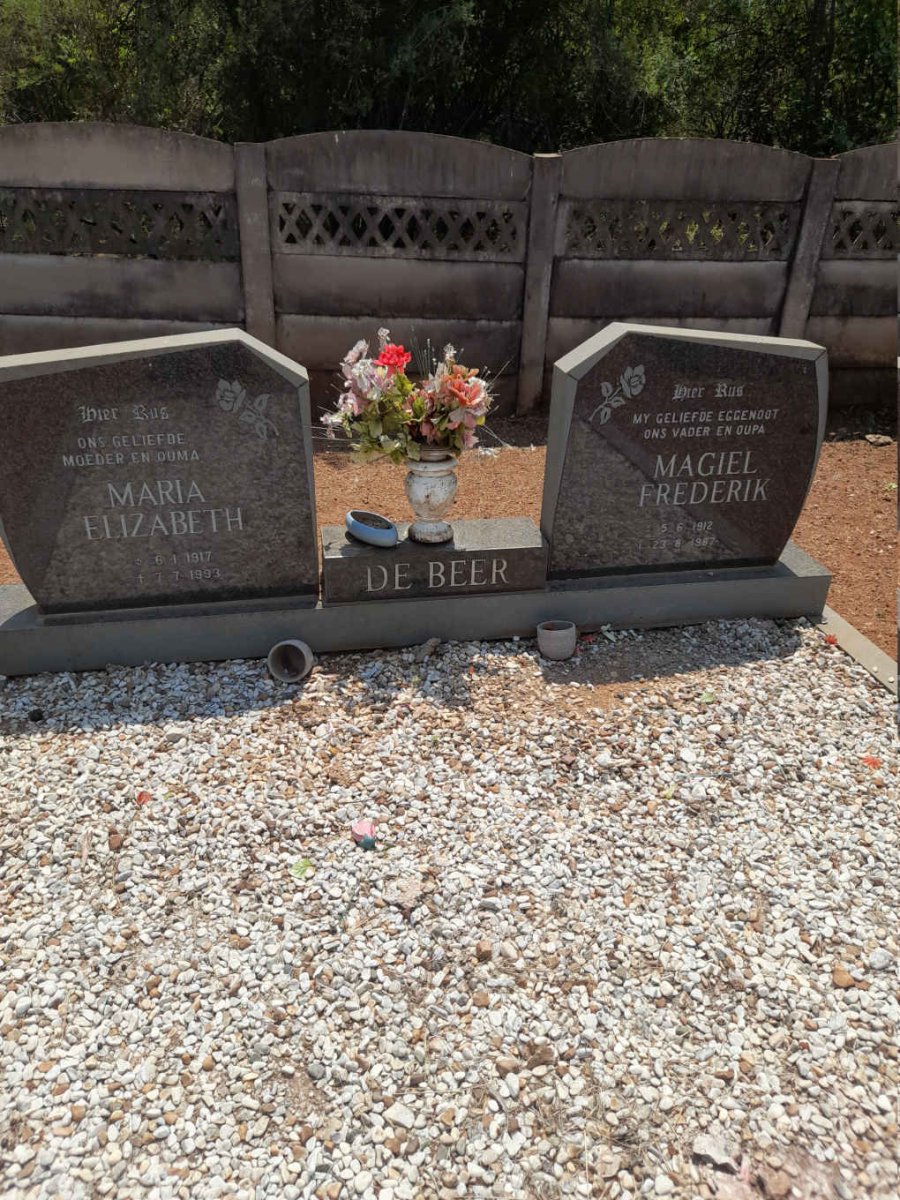 BEER Magiel Frederik, de 1912-1987 &amp; Maria Elizabeth 1917-1993