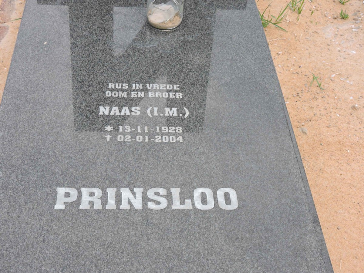 PRINSLOO I.M. 1928-2004
