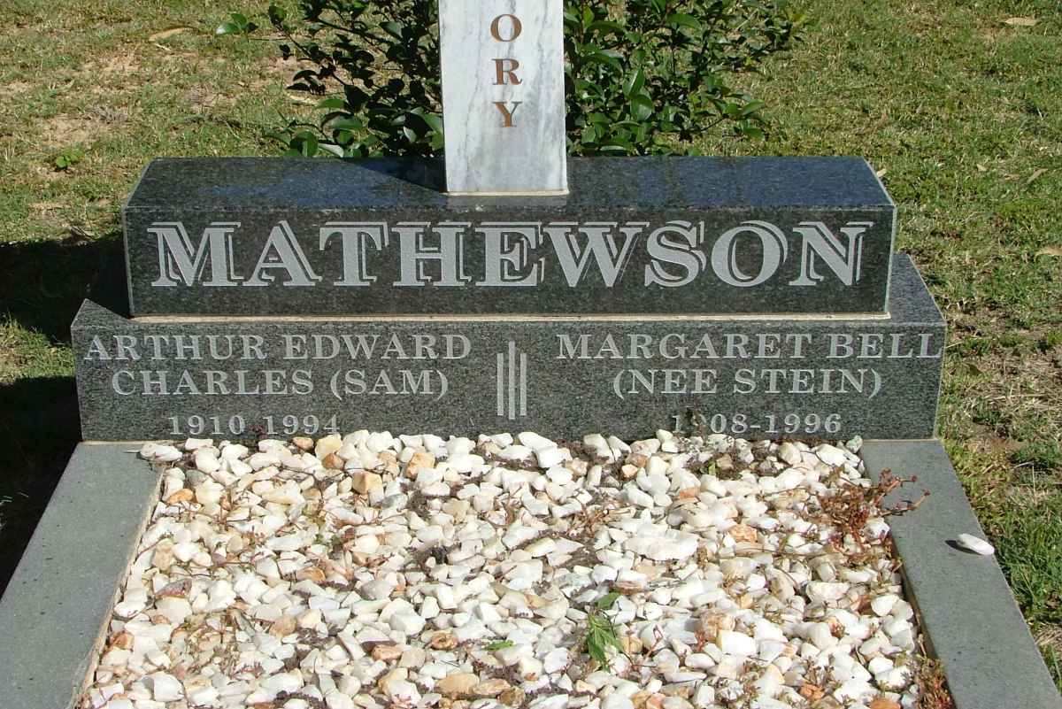 MATHEWSON Arthur Edward Charles 1910-1994 &amp; Margaret  Bell STEIN 1908-1996