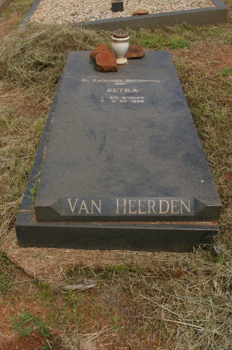 HEERDEN Petra, van 1944-1988